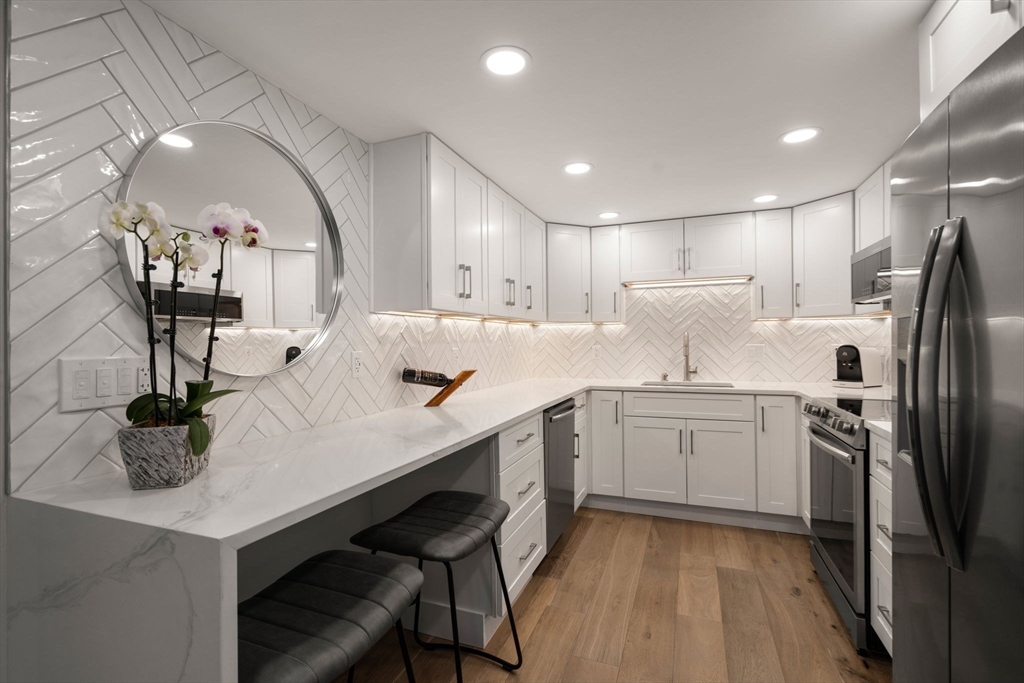 45 Longwood Ave, Brookline, Massachusetts, 2 Bedrooms Bedrooms, 4 Rooms Rooms,1 BathroomBathrooms,Residential,For Sale,Longwood Ave,73482189
