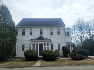 45 Main Street, Charlton, Massachusetts, 1 Bedroom Bedrooms, 3 Rooms Rooms,1 BathroomBathrooms,Residential Lease,For Rent,Main Street,73494064
