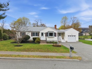 47 Samoset Road, Woburn, Massachusetts, 4 Bedrooms Bedrooms, 9 Rooms Rooms,3 BathroomsBathrooms,Residential,For Sale,Samoset Road,73506437 47 Samoset Road, Woburn, Massachusetts, 4 Bedrooms Bedrooms, 9 Rooms Rooms,3 BathroomsBathrooms,Residential,For Sale,Samoset Road,73506437