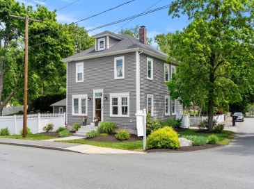 77 Corbett St, Andover, Massachusetts, 4 Bedrooms Bedrooms, 8 Rooms Rooms,1 BathroomBathrooms,Residential,For Sale,Corbett St,73528909