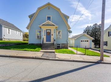 203 Hooper St, Tiverton, Rhode Island, 4 Bedrooms Bedrooms, 7 Rooms Rooms,1 BathroomBathrooms,Residential,For Sale,Hooper St,73512229 203 Hooper St, Tiverton, Rhode Island, 4 Bedrooms Bedrooms, 7 Rooms Rooms,1 BathroomBathrooms,Residential,For Sale,Hooper St,73512229