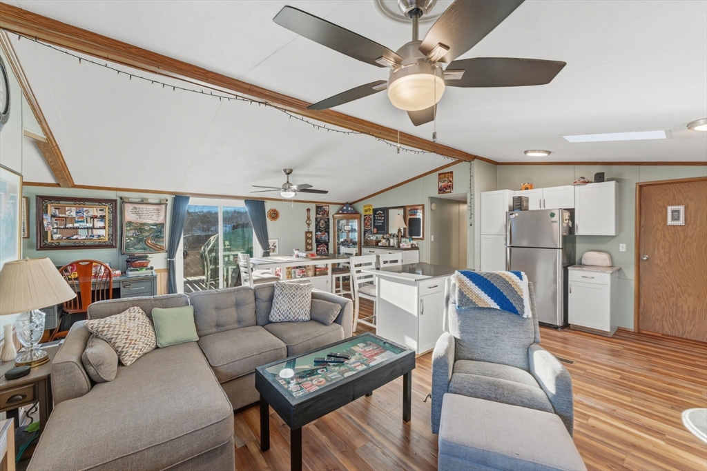 10 Lear Dr, Coventry, Rhode Island, 2 Bedrooms Bedrooms, 4 Rooms Rooms,2 BathroomsBathrooms,Residential,For Sale,Lear Dr,73501144