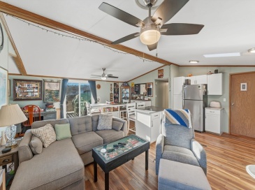 10 Lear Dr, Coventry, Rhode Island, 2 Bedrooms Bedrooms, 4 Rooms Rooms,2 BathroomsBathrooms,Residential,For Sale,Lear Dr,73501144