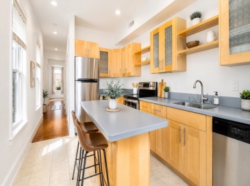 9 Auburn Street, Boston, Massachusetts, 3 Bedrooms Bedrooms, 6 Rooms Rooms,2 BathroomsBathrooms,Residential Lease,For Rent,Auburn Street,73535666