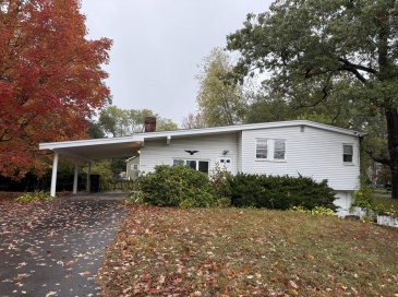 1 Fern Street, Natick, Massachusetts, 2 Bedrooms Bedrooms, 5 Rooms Rooms,1 BathroomBathrooms,Residential,For Sale,Fern Street,73443750 1 Fern Street, Natick, Massachusetts, 2 Bedrooms Bedrooms, 5 Rooms Rooms,1 BathroomBathrooms,Residential,For Sale,Fern Street,73443750