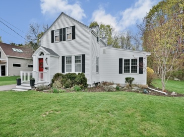 384 South Main St, Mansfield, Massachusetts, 3 Bedrooms Bedrooms, 8 Rooms Rooms,2 BathroomsBathrooms,Residential,For Sale,South Main St,73510074 384 South Main St, Mansfield, Massachusetts, 3 Bedrooms Bedrooms, 8 Rooms Rooms,2 BathroomsBathrooms,Residential,For Sale,South Main St,73510074