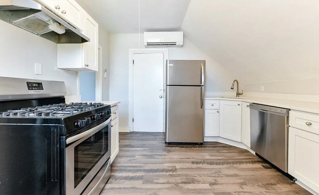 47 Appleton St., Quincy, Massachusetts, 2 Rooms Rooms,1 BathroomBathrooms,Residential Lease,For Rent,Appleton St.,73503680