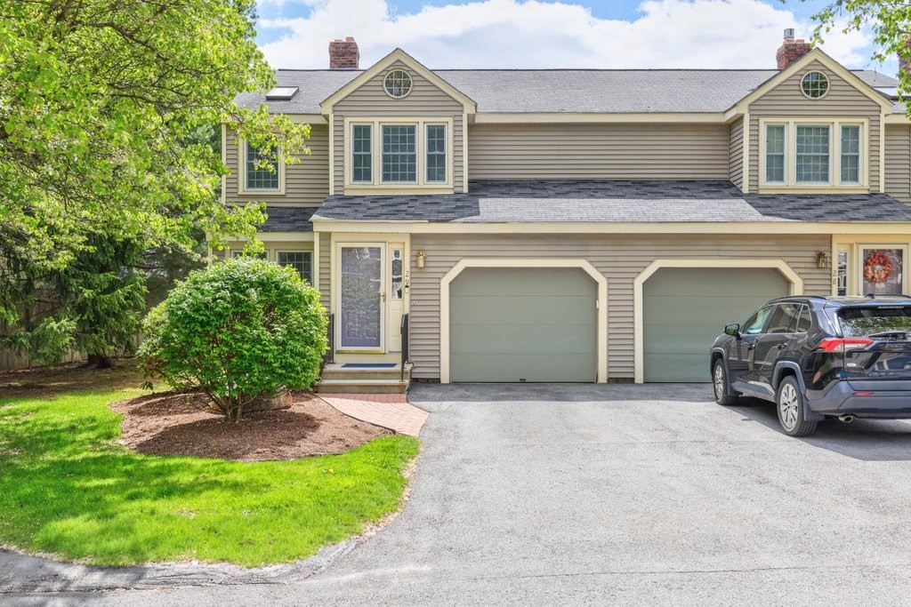 29 Harrington Farms Way, Shrewsbury, Massachusetts, 2 Bedrooms Bedrooms, 9 Rooms Rooms,2.5 BathroomsBathrooms,Residential,For Sale,Harrington Farms Way,73519187
