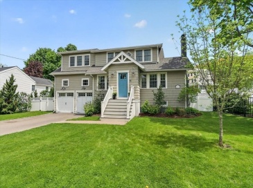 11 Planters Field Ln, Hingham, Massachusetts, 3 Bedrooms Bedrooms, 9 Rooms Rooms,4 BathroomsBathrooms,Residential,For Sale,Planters Field Ln,73517241