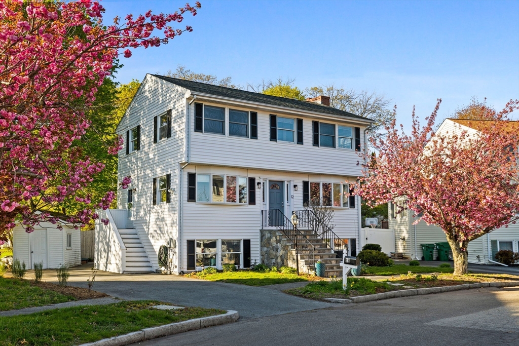 12 Mammola Way, Medford, Massachusetts, 4 Bedrooms Bedrooms, 7 Rooms Rooms,3 BathroomsBathrooms,Residential,For Sale,Mammola Way,73516926