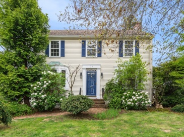 26 Pickwick Rd, Marblehead, Massachusetts, 3 Bedrooms Bedrooms, 8 Rooms Rooms,2.5 BathroomsBathrooms,Residential,For Sale,Pickwick Rd,73520639 26 Pickwick Rd, Marblehead, Massachusetts, 3 Bedrooms Bedrooms, 8 Rooms Rooms,2.5 BathroomsBathrooms,Residential,For Sale,Pickwick Rd,73520639