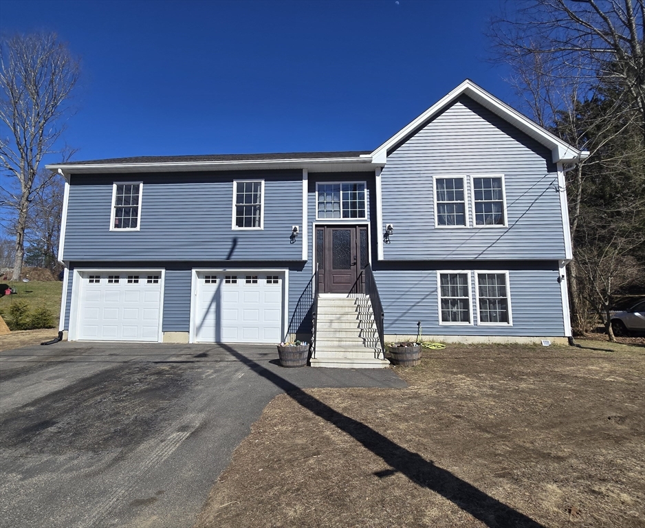 83 Comins Pond Rd, Warren, Massachusetts, 4 Bedrooms Bedrooms, 7 Rooms Rooms,2 BathroomsBathrooms,Residential,For Sale,Comins Pond Rd,73473239