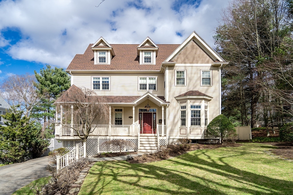94 Highland Street, Newton, Massachusetts, 5 Bedrooms Bedrooms, 13 Rooms Rooms,5.5 BathroomsBathrooms,Residential,For Sale,Highland Street,73497870