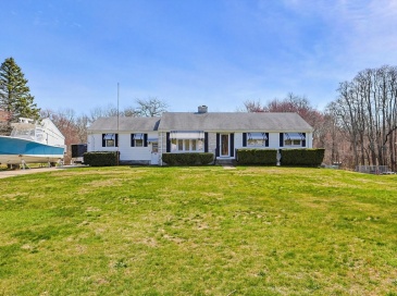 10 Brayton Rd, Tiverton, Rhode Island, 3 Bedrooms Bedrooms, 6 Rooms Rooms,3 BathroomsBathrooms,Residential,For Sale,Brayton Rd,73505524 10 Brayton Rd, Tiverton, Rhode Island, 3 Bedrooms Bedrooms, 6 Rooms Rooms,3 BathroomsBathrooms,Residential,For Sale,Brayton Rd,73505524