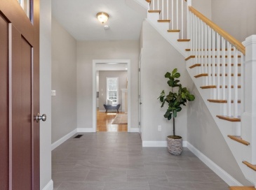 4 Jewett Rd, Sterling, Massachusetts, 3 Bedrooms Bedrooms, 8 Rooms Rooms,3 BathroomsBathrooms,Residential,For Sale,Jewett Rd,73537252