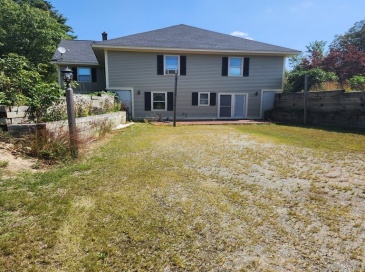 5 Ryan Rd, Townsend, Massachusetts, 1 Bedroom Bedrooms, 2 Rooms Rooms,1 BathroomBathrooms,Residential Lease,For Rent,Ryan Rd,73538403