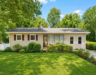 1617 Providence Rd, Northbridge, Massachusetts, 2 Bedrooms Bedrooms, 5 Rooms Rooms,1 BathroomBathrooms,Residential,For Sale,Providence Rd,73538427