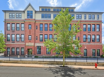 72 Ashland St, Malden, Massachusetts, 2 Bedrooms Bedrooms, 5 Rooms Rooms,1.5 BathroomsBathrooms,Residential,For Sale,Ashland St,73538544 72 Ashland St, Malden, Massachusetts, 2 Bedrooms Bedrooms, 5 Rooms Rooms,1.5 BathroomsBathrooms,Residential,For Sale,Ashland St,73538544