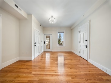 180 Jackson St, Lawrence, Massachusetts, 1 Bedroom Bedrooms, 4 Rooms Rooms,1 BathroomBathrooms,Residential Lease,For Rent,Jackson St,73538558 180 Jackson St, Lawrence, Massachusetts, 1 Bedroom Bedrooms, 4 Rooms Rooms,1 BathroomBathrooms,Residential Lease,For Rent,Jackson St,73538558