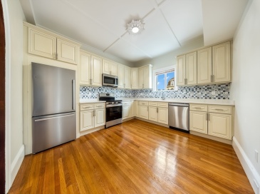 180 Jackson St, Lawrence, Massachusetts, 2 Bedrooms Bedrooms, 5 Rooms Rooms,1 BathroomBathrooms,Residential Lease,For Rent,Jackson St,73538557 180 Jackson St, Lawrence, Massachusetts, 2 Bedrooms Bedrooms, 5 Rooms Rooms,1 BathroomBathrooms,Residential Lease,For Rent,Jackson St,73538557