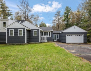 94 Fearing Hill Rd, Wareham, Massachusetts, 2 Bedrooms Bedrooms, 6 Rooms Rooms,1 BathroomBathrooms,Residential,For Sale,Fearing Hill Rd,73523483