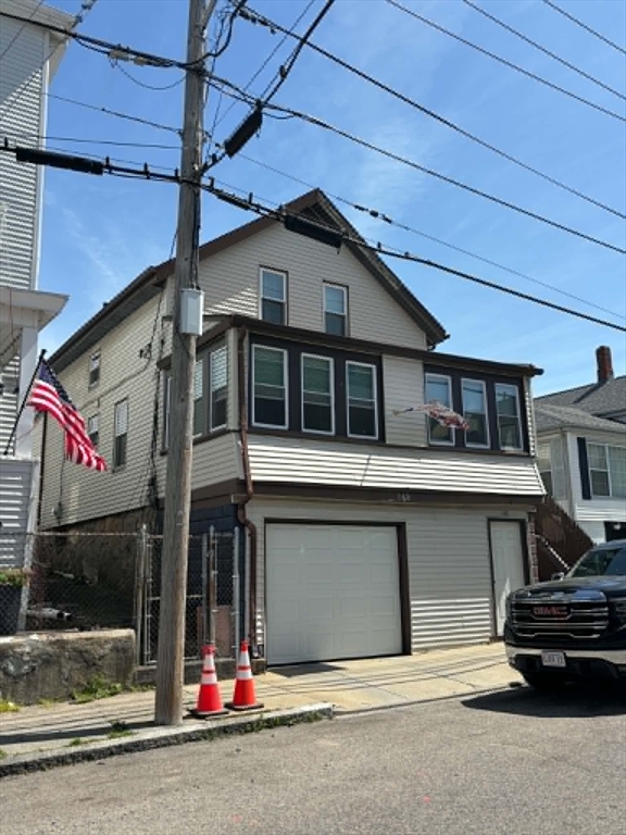 148 Hamlet St, Fall River, Massachusetts, 3 Bedrooms Bedrooms, 6 Rooms Rooms,1 BathroomBathrooms,Residential,For Sale,Hamlet St,73538476