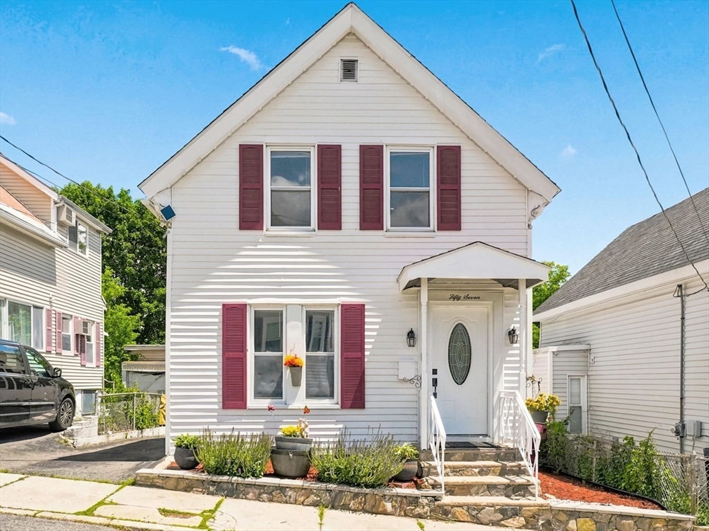 57 Woodcock St, Lowell, Massachusetts, 4 Bedrooms Bedrooms, 7 Rooms Rooms,1 BathroomBathrooms,Residential,For Sale,Woodcock St,73538580