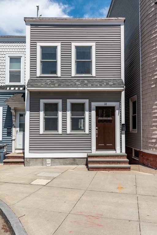 32 Emerson St, Boston, Massachusetts, 2 Bedrooms Bedrooms, 6 Rooms Rooms,1.5 BathroomsBathrooms,Residential Lease,For Rent,Emerson St,73536864