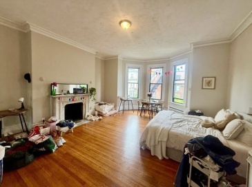 363 Beacon St, Boston, Massachusetts, 1 Bedroom Bedrooms, 1 Room Rooms,1 BathroomBathrooms,Residential Lease,For Rent,Beacon St,73520597