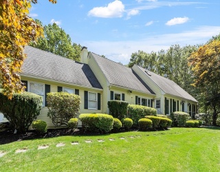 30 Goose Pond Rd, Lincoln, Massachusetts, 3 Bedrooms Bedrooms, 9 Rooms Rooms,3.5 BathroomsBathrooms,Residential,For Sale,Goose Pond Rd,73538613