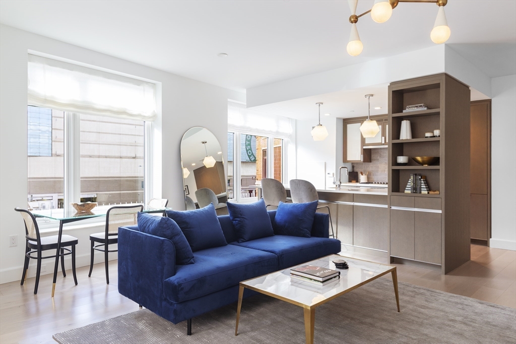 100 Lovejoy Wharf, Boston, Massachusetts, 2 Bedrooms Bedrooms, 4 Rooms Rooms,2 BathroomsBathrooms,Residential,For Sale,Lovejoy Wharf,73538634