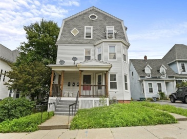2 View St, Worcester, Massachusetts, 3 Bedrooms Bedrooms, 7 Rooms Rooms,1 BathroomBathrooms,Residential Lease,For Rent,View St,73538636