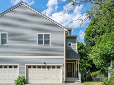 31 Florence Street, Newton, Massachusetts, 4 Bedrooms Bedrooms, 7 Rooms Rooms,3.5 BathroomsBathrooms,Residential Lease,For Rent,Florence Street,73538755