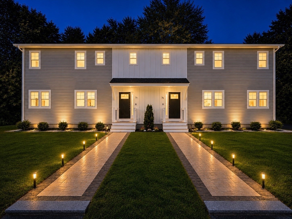 37 Neillian Way, Bedford, Massachusetts, 3 Bedrooms Bedrooms, 8 Rooms Rooms,2.5 BathroomsBathrooms,Residential,For Sale,Neillian Way,73538772
