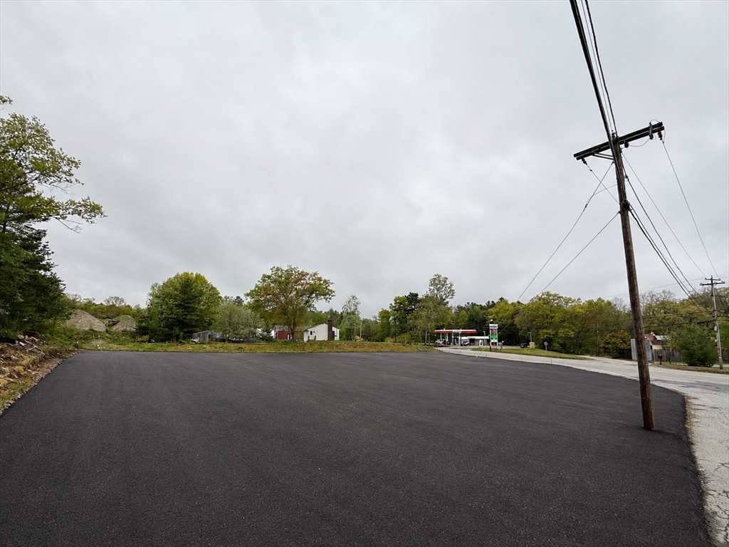 685 Quaker Hwy, Uxbridge, Massachusetts, ,Commercial Lease,For Rent,Quaker Hwy,73538796