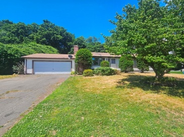 15 Magnolia Ter, South Hadley, Massachusetts, 3 Bedrooms Bedrooms, 5 Rooms Rooms,2 BathroomsBathrooms,Residential,For Sale,Magnolia Ter,73538839 15 Magnolia Ter, South Hadley, Massachusetts, 3 Bedrooms Bedrooms, 5 Rooms Rooms,2 BathroomsBathrooms,Residential,For Sale,Magnolia Ter,73538839