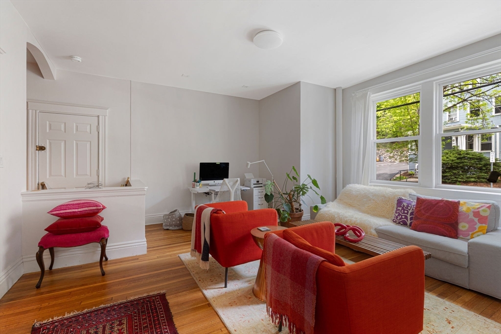 78 Kilsyth, Boston, Massachusetts, 1 Bedroom Bedrooms, 4 Rooms Rooms,1 BathroomBathrooms,Residential Lease,For Rent,Kilsyth,73538672