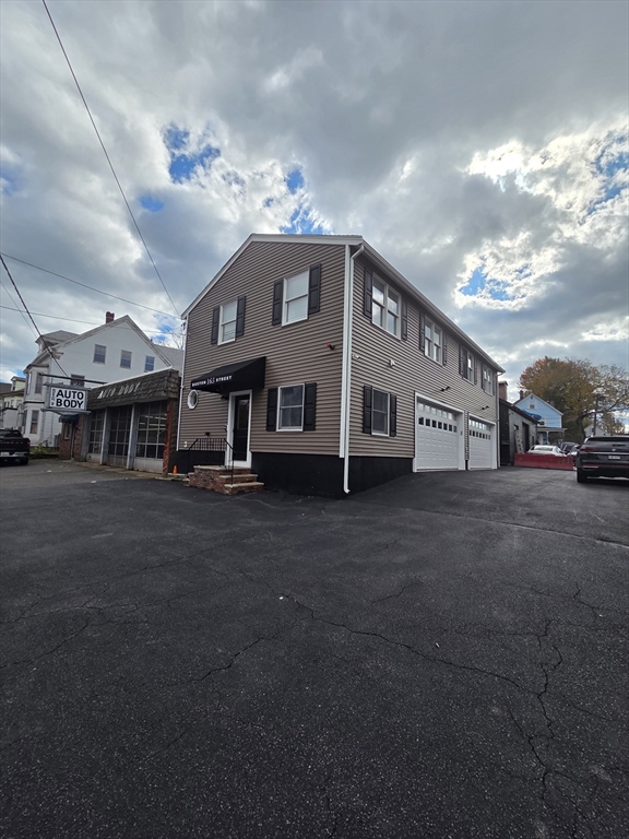 165 Boston St, Salem, Massachusetts, ,Commercial Lease,For Rent,Boston St,73538702