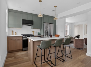 146 Jaques St, Somerville, Massachusetts, 3 Bedrooms Bedrooms, 5 Rooms Rooms,2 BathroomsBathrooms,Residential,For Sale,Jaques St,73538586
