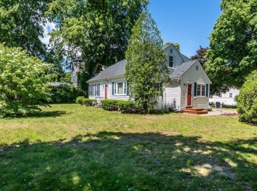 251 Phinneys Lane, Barnstable, Massachusetts, 4 Bedrooms Bedrooms, 6 Rooms Rooms,2 BathroomsBathrooms,Residential,For Sale,Phinneys Lane,73538708