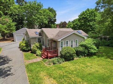 45 Park St, Norfolk, Massachusetts, 3 Bedrooms Bedrooms, 6 Rooms Rooms,2 BathroomsBathrooms,Residential,For Sale,Park St,73538625