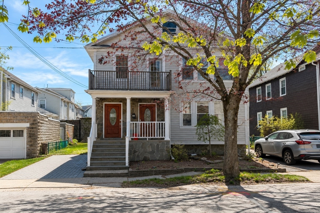 18 Vincent Ave, Belmont, Massachusetts, 4 Bedrooms Bedrooms, 8 Rooms Rooms,2 BathroomsBathrooms,Residential,For Sale,Vincent Ave,73538576