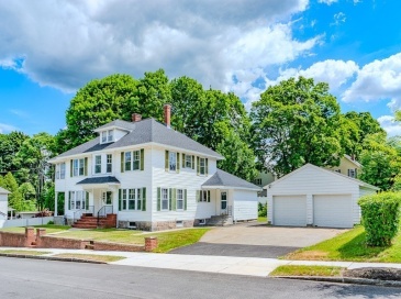 35 Barasford Avenue, Lowell, Massachusetts, 4 Bedrooms Bedrooms, 8 Rooms Rooms,2.5 BathroomsBathrooms,Residential,For Sale,Barasford Avenue,73538726