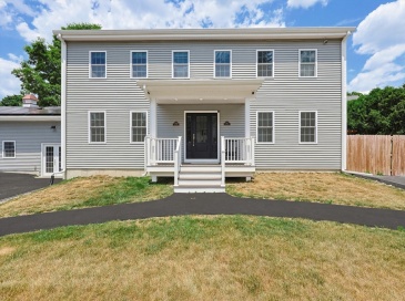 39 Johnston Avenue, Northbridge, Massachusetts, 2 Bedrooms Bedrooms, 8 Rooms Rooms,1.5 BathroomsBathrooms,Residential,For Sale,Johnston Avenue,73538740