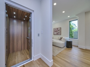 123 Fuller, Brookline, Massachusetts, 5 Bedrooms Bedrooms, 9 Rooms Rooms,4.5 BathroomsBathrooms,Residential,For Sale,Fuller,73538731