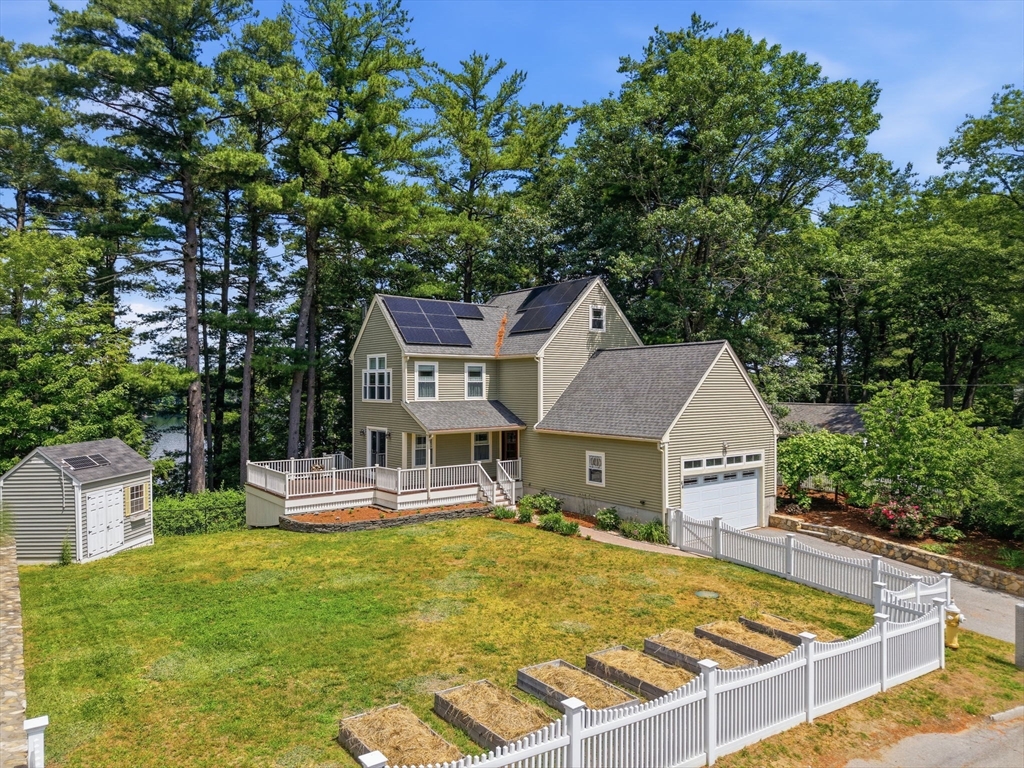 64 Lake Shore Dr South, Westford, Massachusetts, 3 Bedrooms Bedrooms, 7 Rooms Rooms,2.5 BathroomsBathrooms,Residential,For Sale,Lake Shore Dr South,73538874