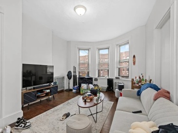 868 Huntington Ave, Boston, Massachusetts, 5 Bedrooms Bedrooms, 6 Rooms Rooms,2 BathroomsBathrooms,Residential Lease,For Rent,Huntington Ave,73538890 868 Huntington Ave, Boston, Massachusetts, 5 Bedrooms Bedrooms, 6 Rooms Rooms,2 BathroomsBathrooms,Residential Lease,For Rent,Huntington Ave,73538890
