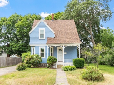 38 Carleton St, Whitman, Massachusetts, 3 Bedrooms Bedrooms, 6 Rooms Rooms,1 BathroomBathrooms,Residential,For Sale,Carleton St,73538831 38 Carleton St, Whitman, Massachusetts, 3 Bedrooms Bedrooms, 6 Rooms Rooms,1 BathroomBathrooms,Residential,For Sale,Carleton St,73538831