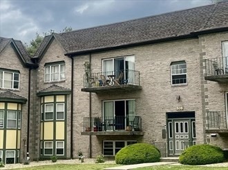 508 Oak Street, Brockton, Massachusetts, 2 Bedrooms Bedrooms, 4 Rooms Rooms,1 BathroomBathrooms,Residential,For Sale,Oak Street,73470254