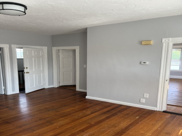 77 Walden, Boston, Massachusetts, 3 Bedrooms Bedrooms, 4 Rooms Rooms,1 BathroomBathrooms,Residential Lease,For Rent,Walden,73538966
